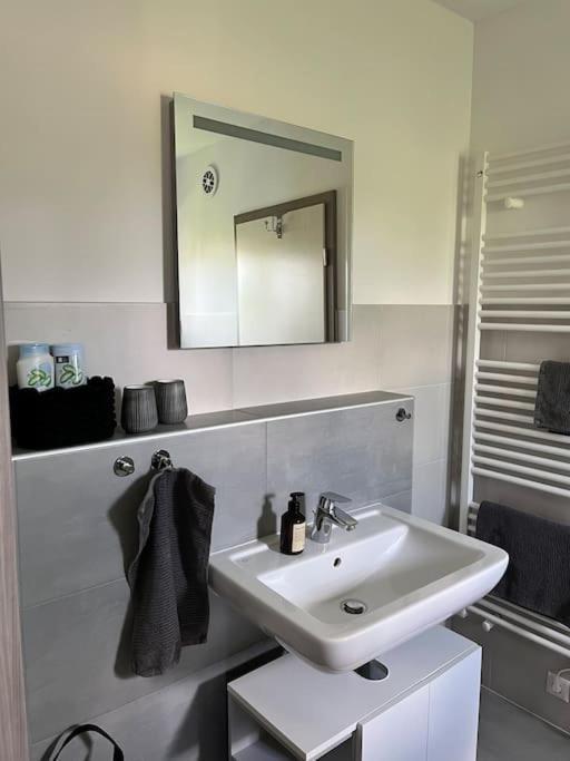 Appartement Buechensaal Mit Stellplatz Erlensee Екстер'єр фото